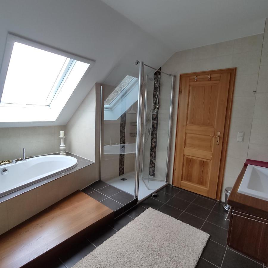 Ferienwohnung Adelhardt Eckersdorf Exterior foto